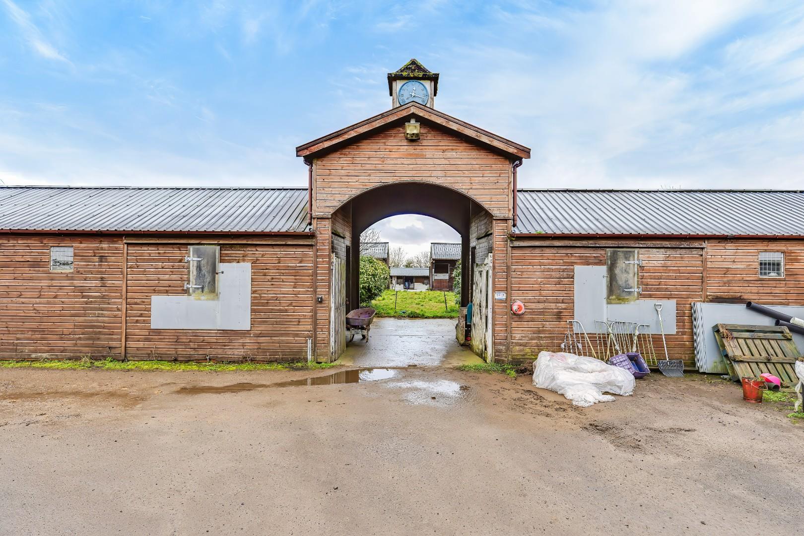 Ty Wyth Newydd Tredodridge, Cowbridge CF71 7UL